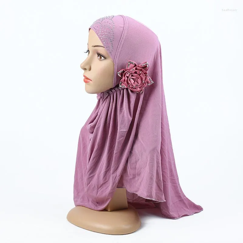 Roupas étnicas no atacado muçulmano de uma peça hijab com flor