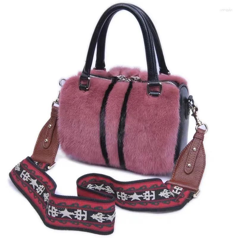Duffelväskor 2023 Luxury Women's Fur Handbag Winter Natural Mink Shoulder Bag Real Cowhide Handtag Högkvalitativ Crossbody