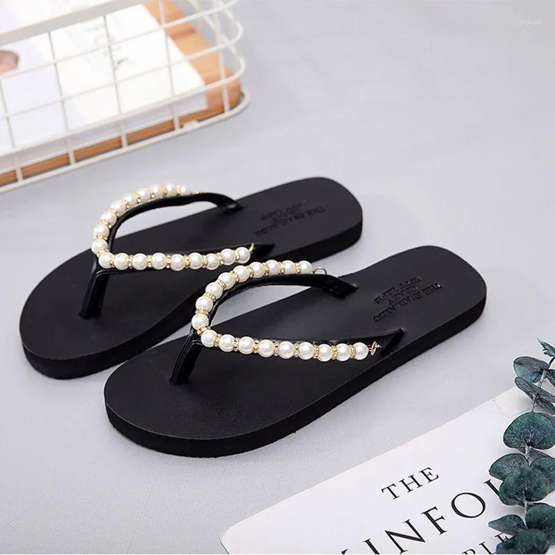 Slippers M54 Women's Flip Flops Flat Sandals Summer Korean Fashion Pearl Beach Heel Clip Feet Non-slip