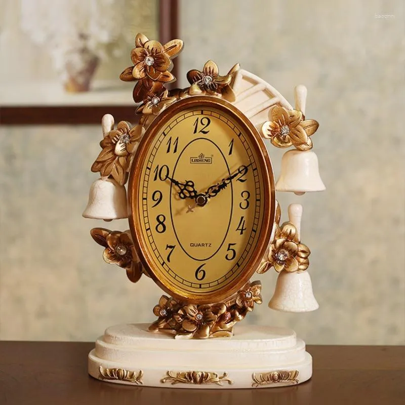 Столовые часы северная гостиная прикроватная декор декор ретро роскошные современные спальни джема Meja Home