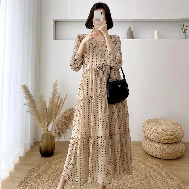 Dresses 2022 Spring Summer Chiffon Pregnant Women Dress Fashion Vneck Loose Maternity Clothes Elegant Hot Mom Polka Dot Party Dress