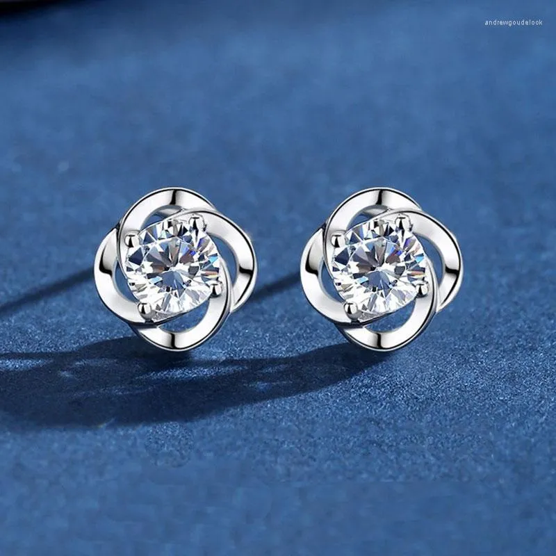 Stud Earrings 925 Sterling Silver Luxury Women 0.3ct 0.5ct Simple Four Claw Real Moissanite For Fine Jewelry