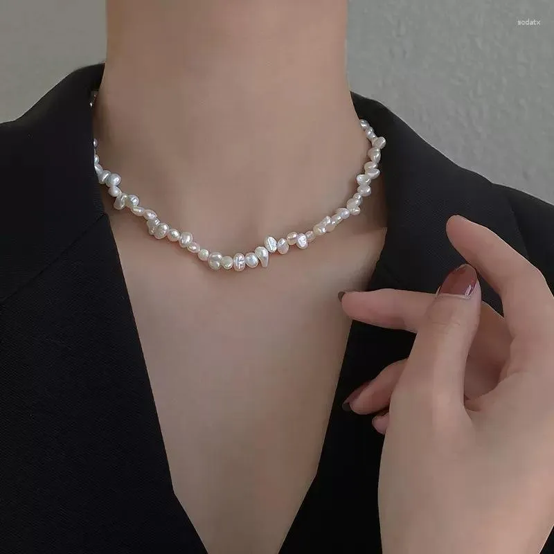 Kedjor faux pärlhalsband för kvinnor barock främmande oregelbundna pärlkedjekedja vintage choker party smycken