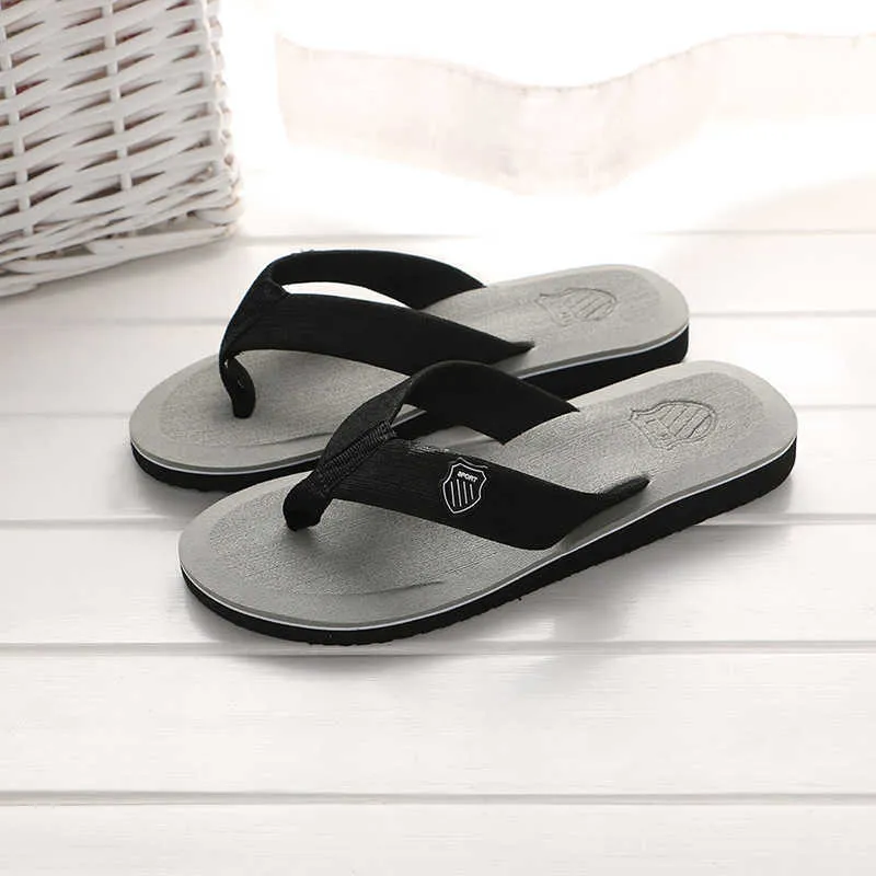 Ryska lagerskor till låga priser grossist strand hem sommar tofflor mäns flip-flops