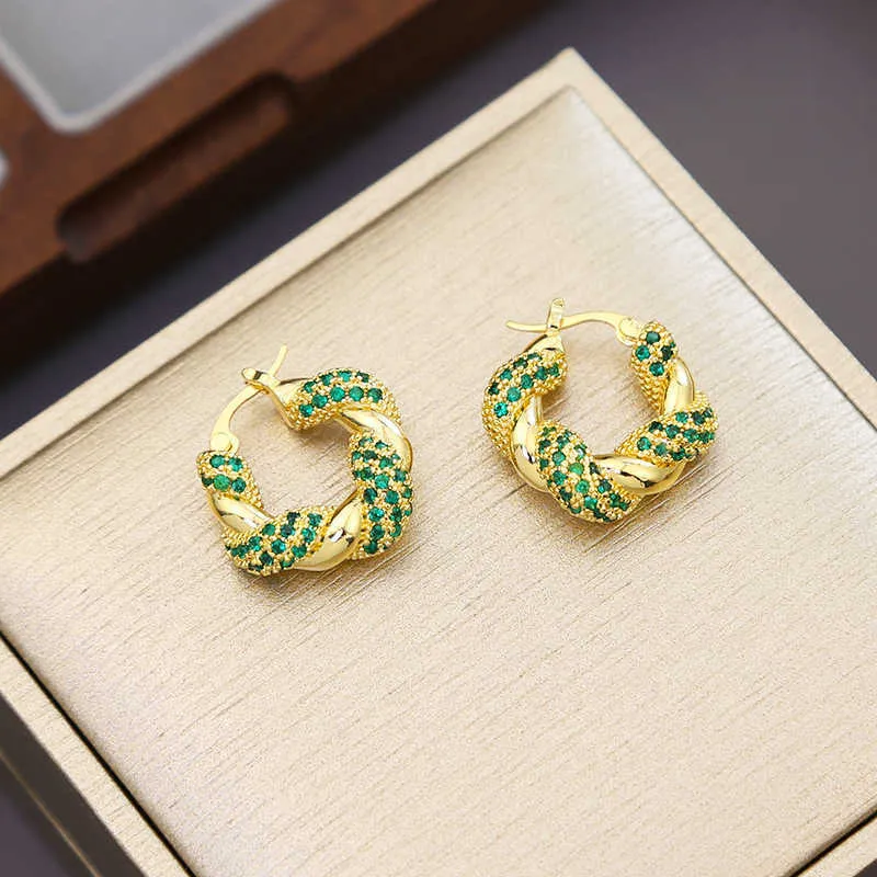 Boucles d'oreilles en diamant vert pour femme, boucles d'oreilles uniques en or, luxe léger et design de niche, boucles d'oreilles haut de gamme, boucles d'oreilles et boucles d'oreilles