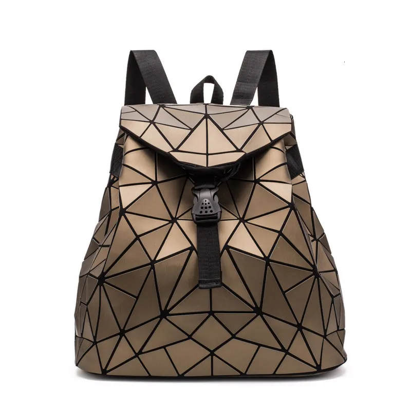 School Bags Women Backpack Geometric Plaid Sequin Backpacks For Teenage Girls Bagpack Holographic Female Drawstring Bag 230821
