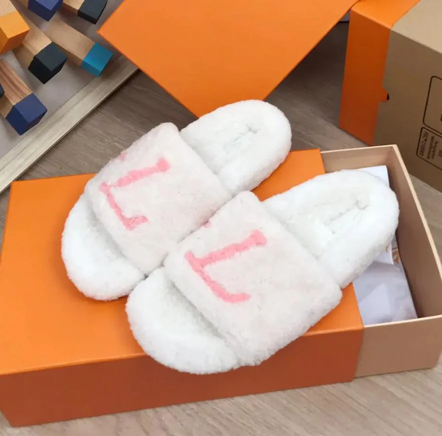 Luxury Designer Anti Slip Slide Sandals Women For Women Furry