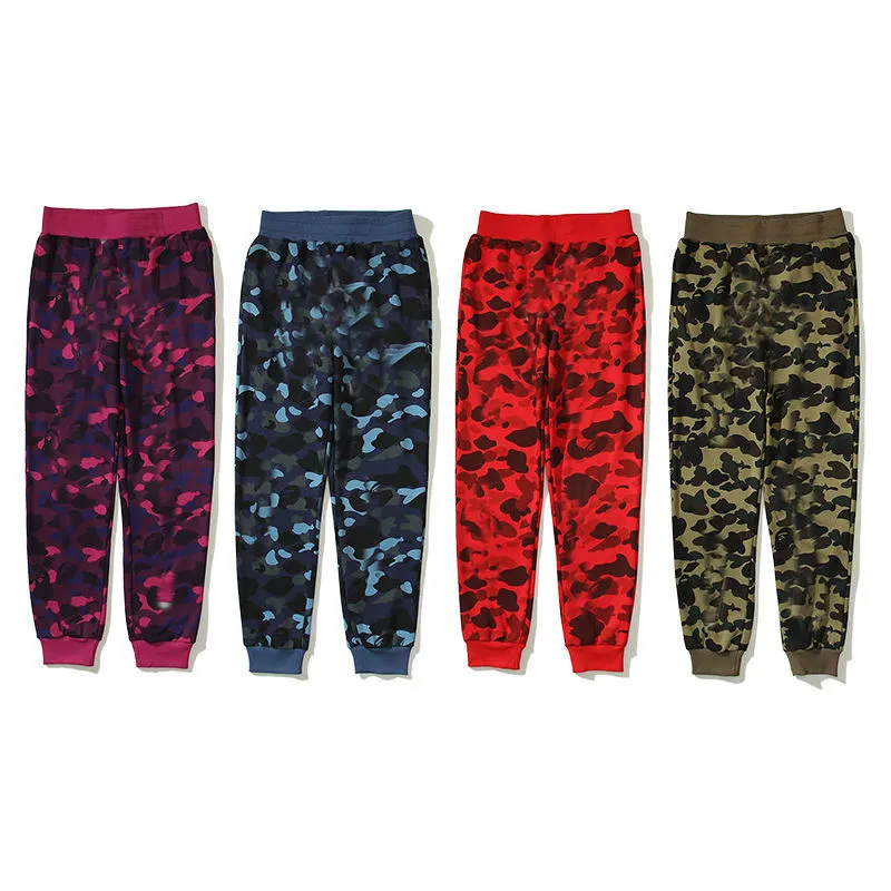 Pantaloni sciolti di camuffi casual di squalo pantaloni da carico di cotone pantaloni da sussurri alla moda i pantaloni da roccia sono alla moda