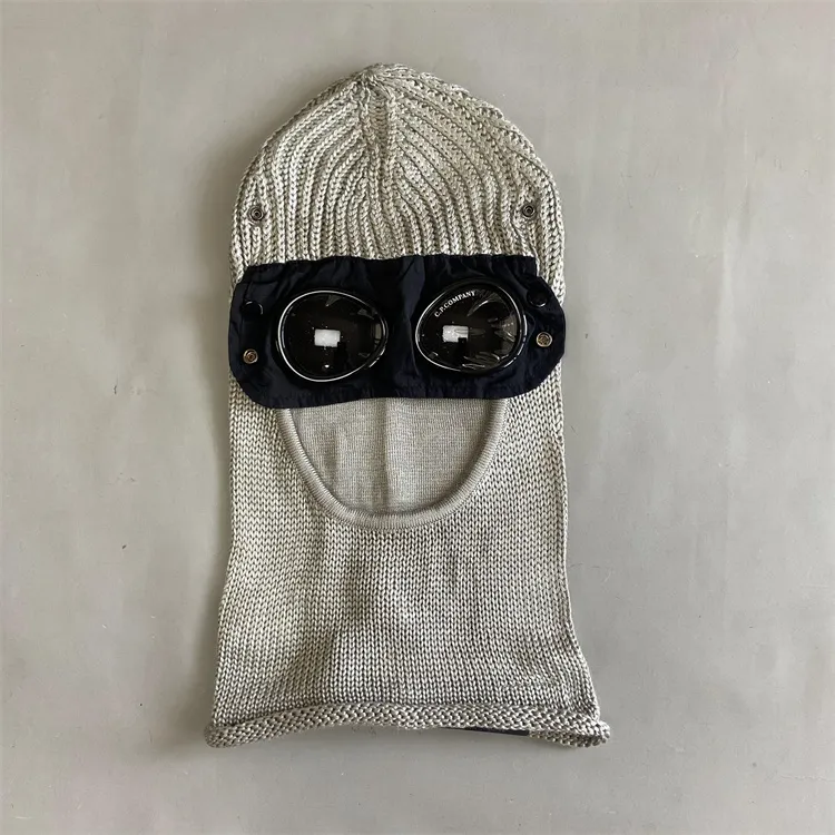 2023 Europe Two Lens Glasses Windbreak Hood Designer CP Company Winter Warm Beanies Outdoor Hip Hop Cotton Knitted Men Mask Casual Male Skull Caps 217
