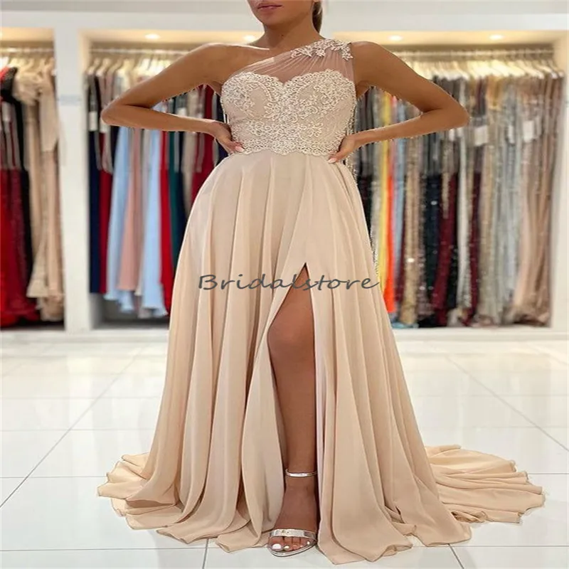 Champagne One Shoulder Chiffon Evening Dress with High Slit and Lace Detailing - Perfect for Prom, Formal Wear, Holidays, Birthdays, and Special Champagne One Shoulder Chiffon Evening Dress with High Slit and Lace Detailing - Perfect for Prom, Formal Wear, Holidays, Birthdays, and Special
