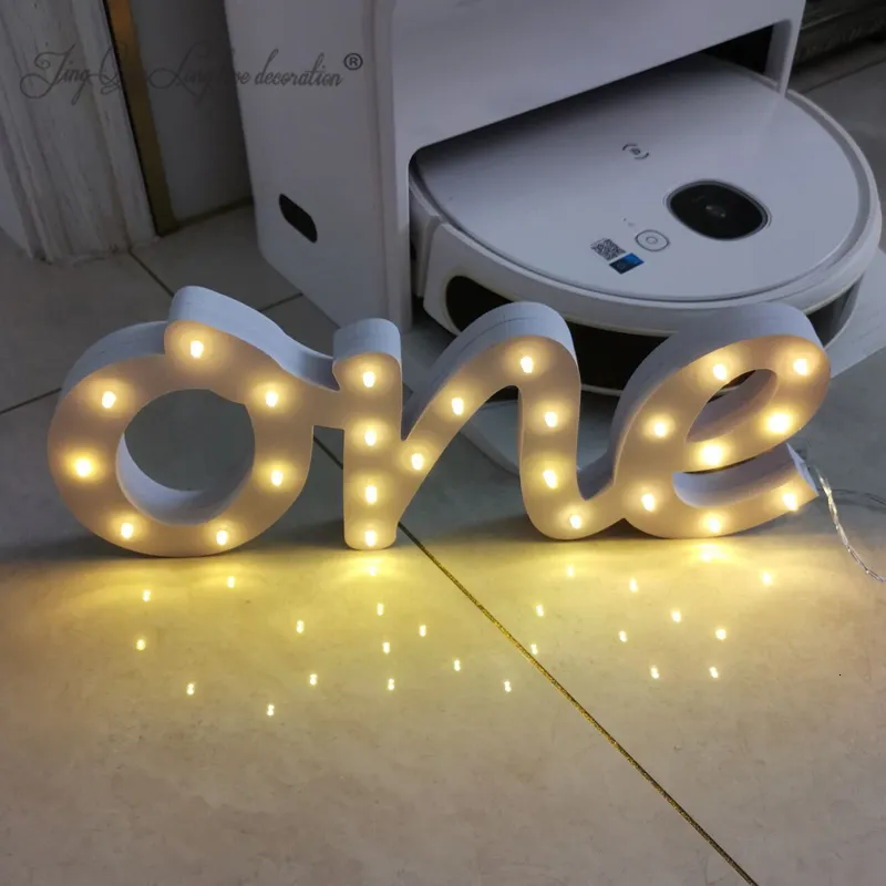 Obiekty dekoracyjne Figurki LED Oświetlenie jeden znak na pierwsze urodziny Wystrój wolnostojący litery na 1 urodziny 230818