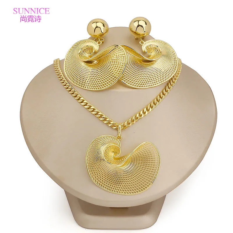 Earrings Necklace Luxury Design Gold Color Jewelry Set For Women Wedding Bride Jewellery Fashion Necklace and Drop Earrings Party 230820