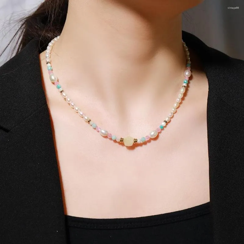 Ketten bunte natürliche Süßwasserperlen -Perlenkette in Bohemian Stil Edelstahl Colarbone Kette