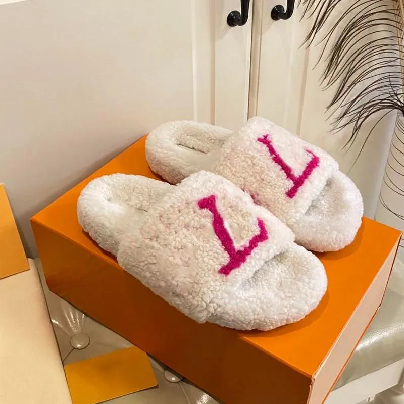 Designer Fuzzy Slippers Womens Luxury Fur Slides Winter Warm Letters Brand Woman Loafers Shoes Flat Slider Mule Wool Fluffy Slipper Pink White Furry Runners Sandaler
