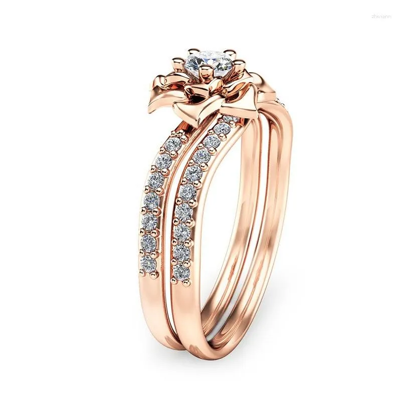 Ringos de cluster Europeu e americano Moda Rose Rose Gold Ring Zircon Party Casal Engagement Wavy Lady Factory por atacado