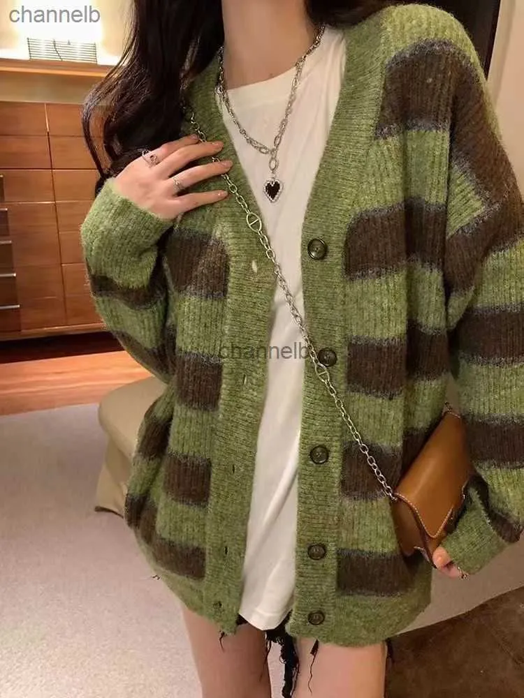 Kobiety Tees Women Kardigans Sweter 2023 Nowy wiosenny jesień Vintage koreańskie kardigany solidne pojedyncze piersi luźne swetry Tops A23 HKD230821