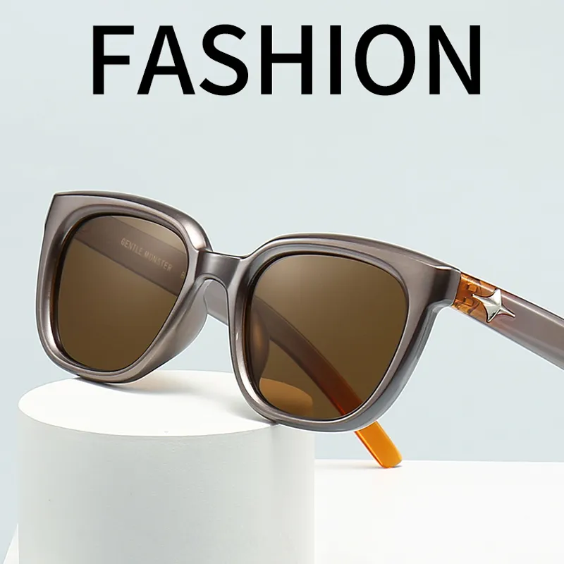 Нежные монстры женщины маленькие винтажные квадратные солнцезащитные очки, роскошный панк -хип -хоп дизайнер бренд, стили модных трендов, защита объектива UV400