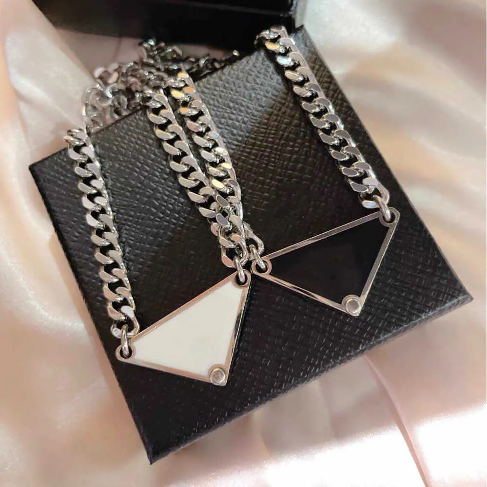 Luxe hanger ketting mode voor man vrouw omgekeerde driehoeksbrief ontwerpers merk sieraden heren dames trendy persoonlijkheid sleutelbeen ketting