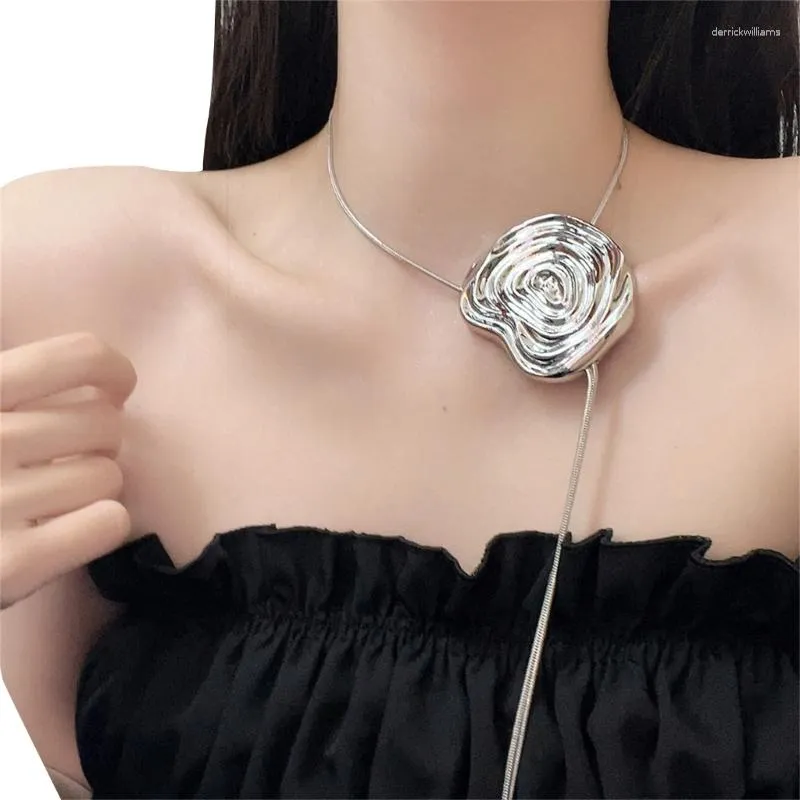 Gürtel Sommer Metall Stereoskopische Lange Halskette Für Frauen Licht Luxus Hohe Qualität