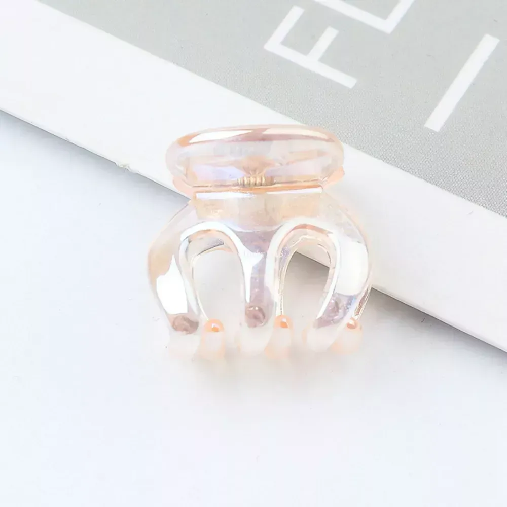 2*2*2cm Electroplate Color Korea New Mini Small Claw Hairpins Accessories Acrylic Hollow Out Lovely Crab Hair Claw Clips For Women Girls Headdress