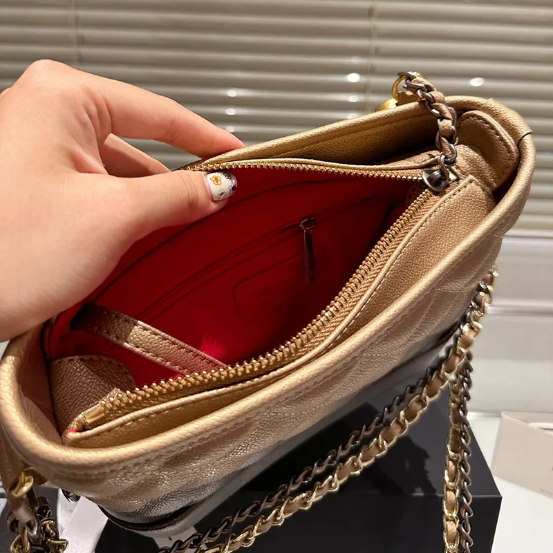 French Brand Genuine Leather Designer Wandering Bag Classic Diamond Lattice Single Shoulder Bag Fashion Women`s Metal Chain Crossbody Bag Famous Thread Tote Bags