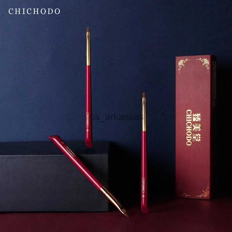 Makeup Brushes CHICHODO Makeup Brush-Luxurious Red Rose Series-High Quality Synthetic Hair Eyesliner Brush-Cosmetic Pen-Beauty Tools-Make up HKD230821