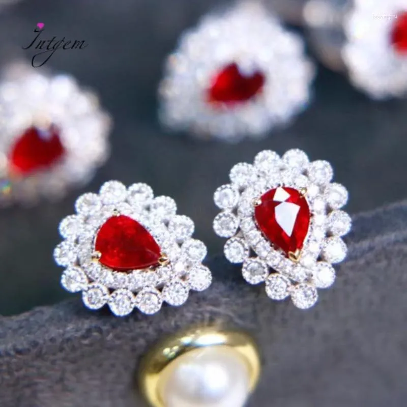 Stud Earrings Water Drop Shaped Red For Women Artificial Ruby Diamond Ear Studs Fashion Fine Wedding Party Jewelry Gift