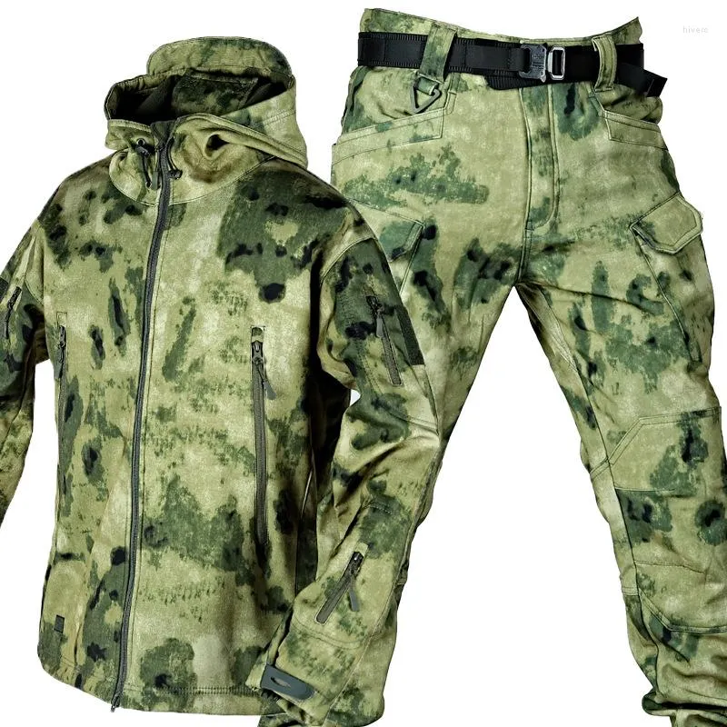 Heren trainingspakken herfst en winter dikke outdoor bergkleding ademend winddicht grote maat jasset