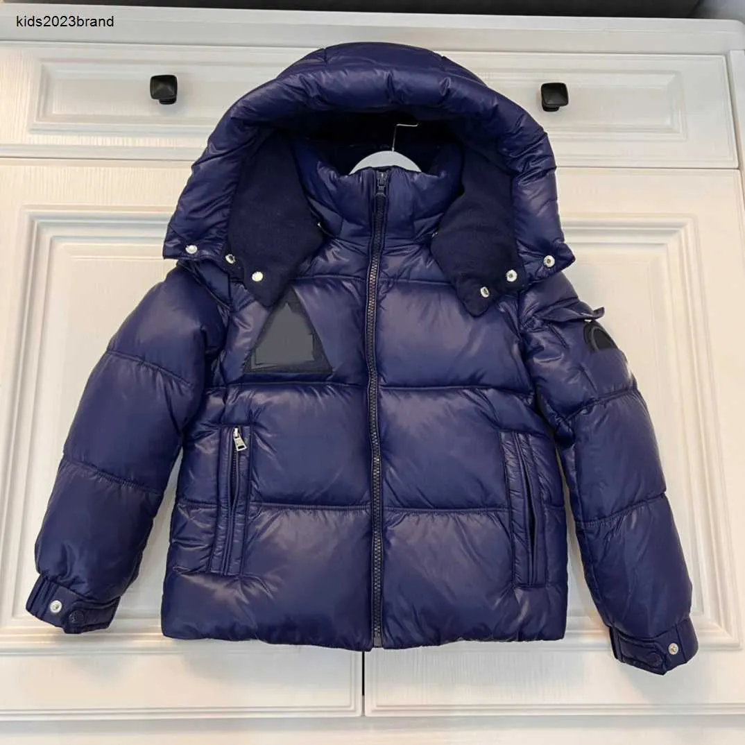 Designer Kids Down Jackets Docket Docket Decorazione per bambini Dimensioni di abbigliamento invernale 100-160 cm Colori solidi Outwear con cappuccio Aug16