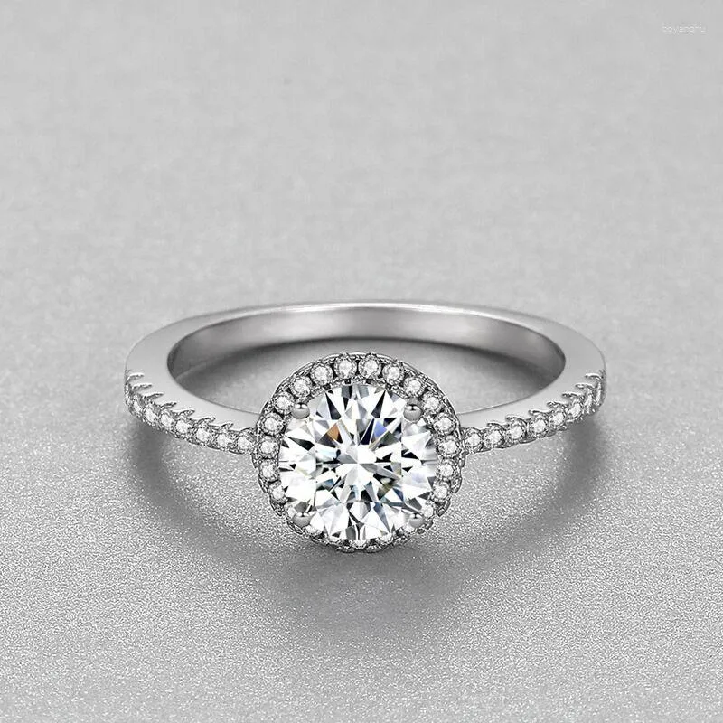 Cluster Rings Sterling Silver Platinum Plated Round Bag Moissanite Diamond Ring Female Four Prong Micro Set 1.25 Fashion Luxury