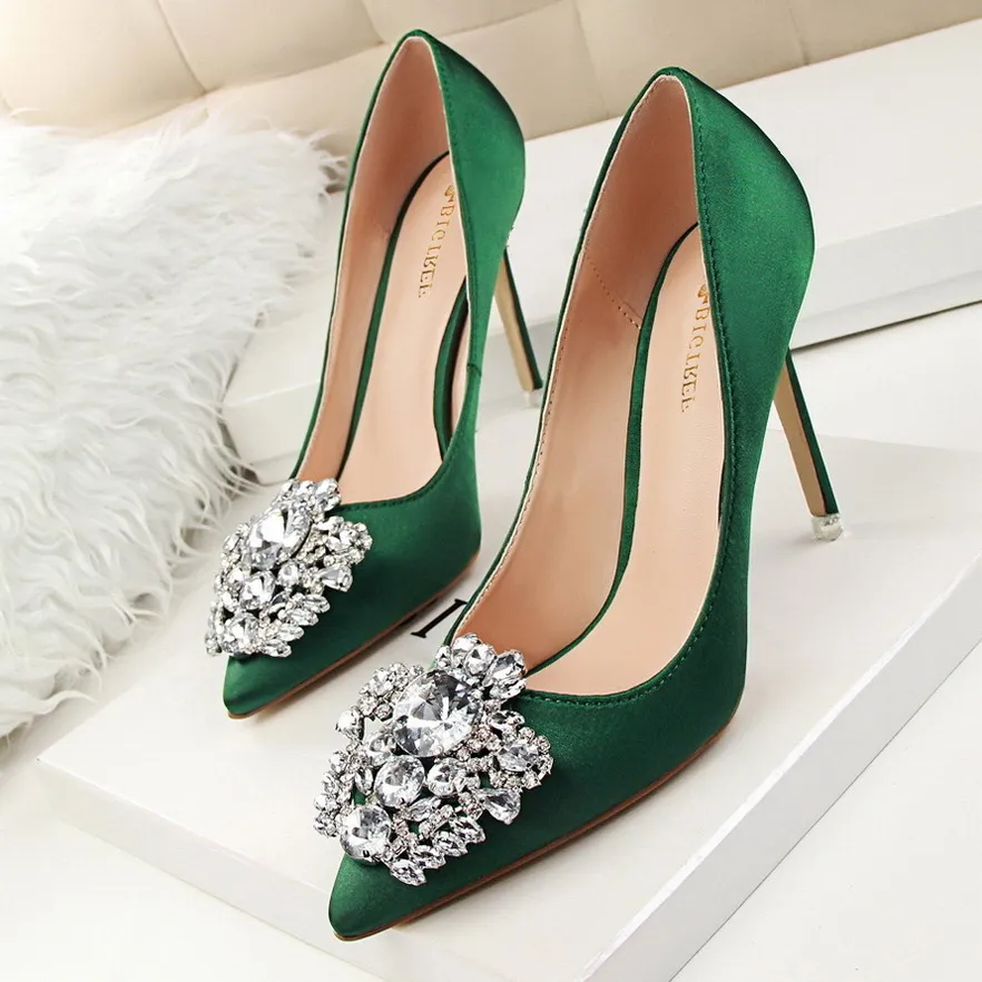 New Fashion Rhinestone Women's Shoes Thin Heel High Heel Sexy Slim Shallow Mouth Sharp Shiny Rhinestone Buckle Single Shoe Size 34-43