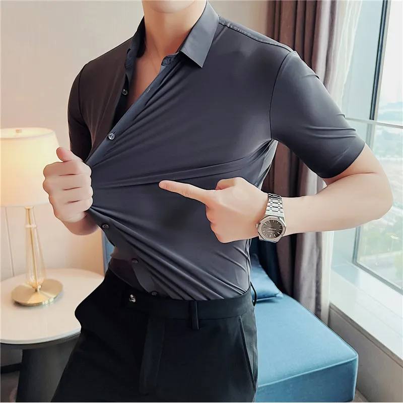 Mäns avslappnade skjortor Browon Brand Summer For Men 2023 Solid SHORT SLEEVE MENS Business Turndown Collar Office Work Clothes 230822