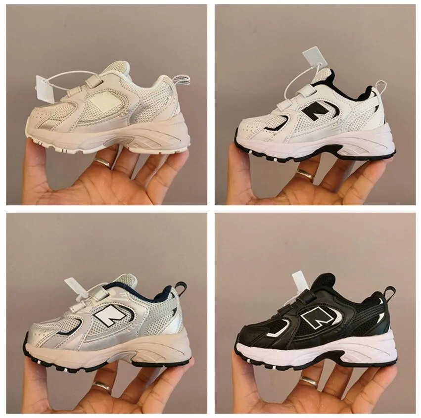 Sneakers per bambini NB Casual 530 RAGAZZA GIORNI SCARPA CHIURI GIOVANI ALLE ALLE ALLE ALLE ALLE ALLE SPEGGIAMENTI SPAGCHI SPORT SPORT BLACCO GRIGIO REALE GRIGHI ROYAL PINK BIHY BAVY BEIGE CASAVIO 25-37