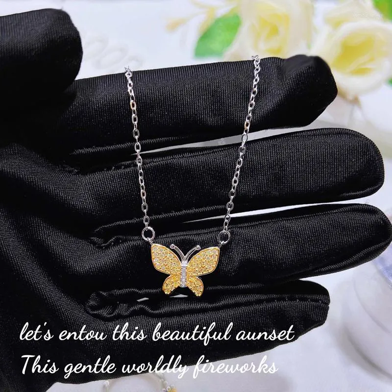 Pendentif Colliers Sparkling Butterfly Collier Inlay Blanc Smal Zircon Tempérament élégant pour les femmes Mariage Engagemetn Bijoux Ornements