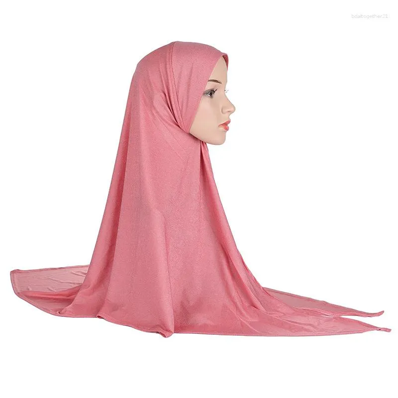 Abbigliamento etnico 20pc Materiale Softy Light Muslim in Stant One Piece Long Hijab con cravatta