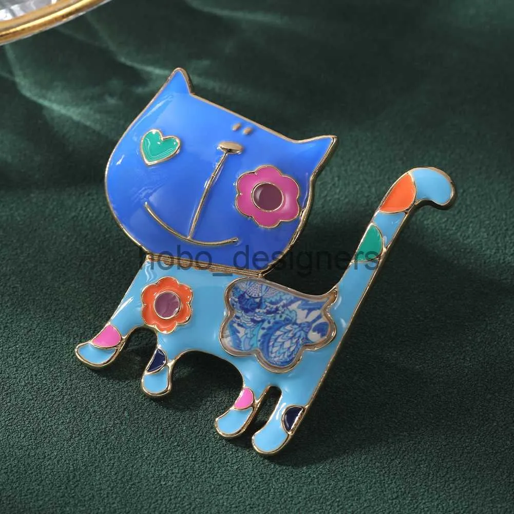 Designer Charming Cartoon Cat Vintage Cat Brooch Unisex Animal