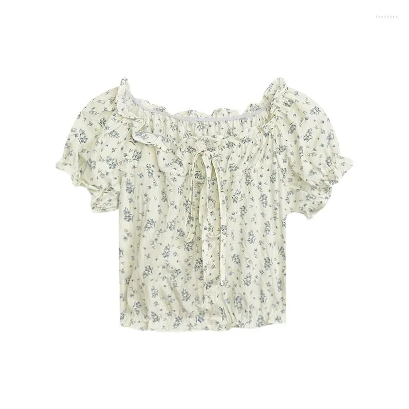 Blouses pour femmes Summer Small Small From Frot Floral Lace Up Design Coup à manches courtes