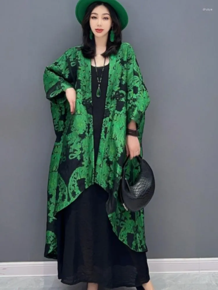 Kvinnors trenchrockar Urior 2023 Spring Summer Casual Fashion Flower Jacquard Large Cardigan Coat Temperament Green Printed Women Thin