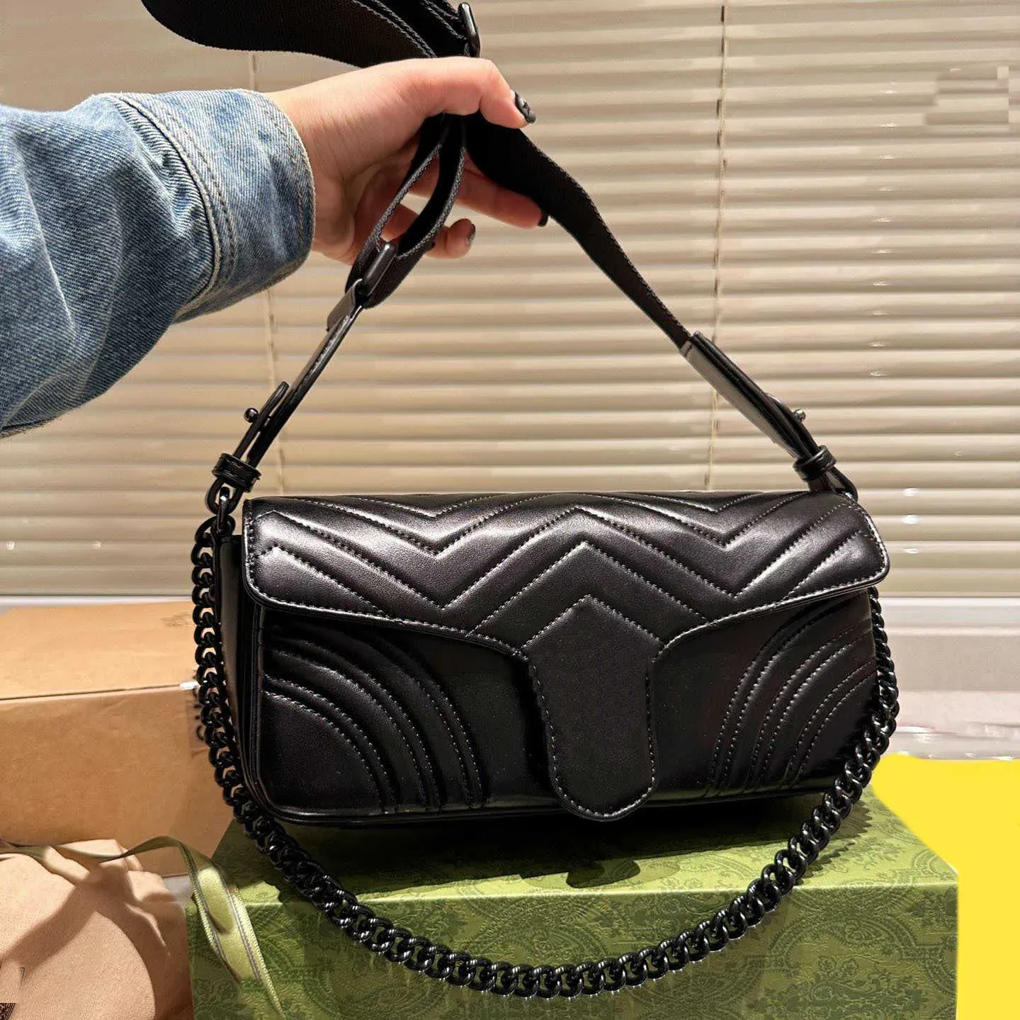 Designer Umhängetaschen Dame Handtasche Baguette Mode Brieftasche Einfache Quadratische Damen Klassische Tasche Qualität Echtes Leder Kette Großhandel Geschenk EE