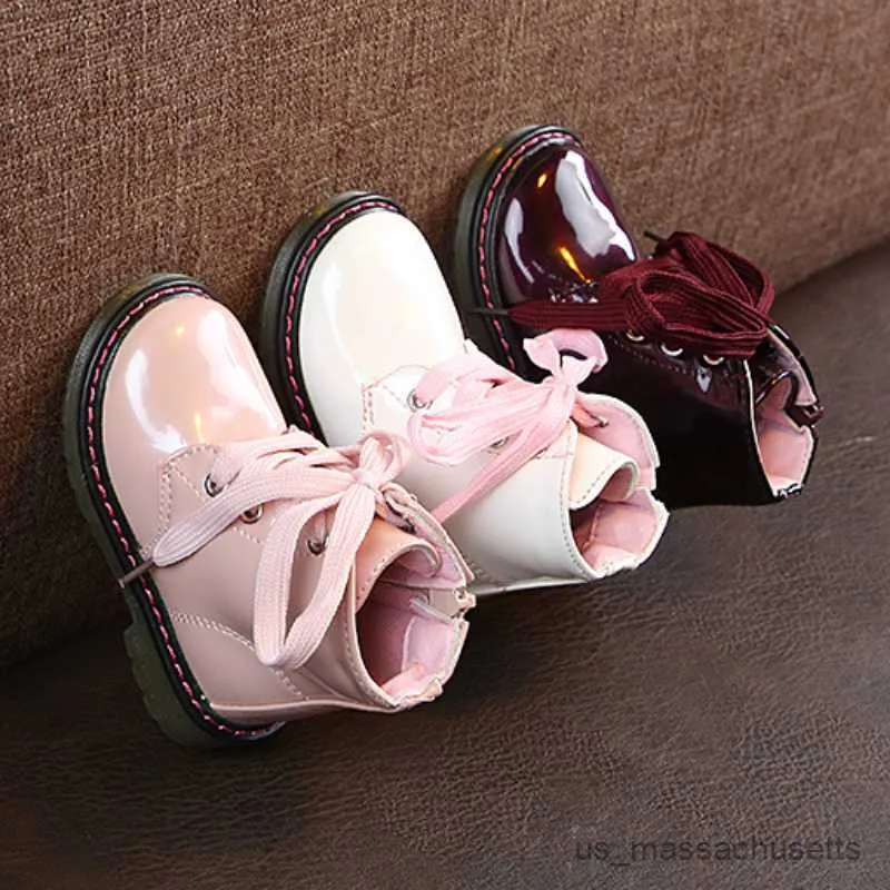 Boots Boat Autumn Girls Boots Fashion Patent Leather Princess Kids Shoes Soft Sole Comfortable Ankle Boots Boys Waterproof Snow Boots R230822