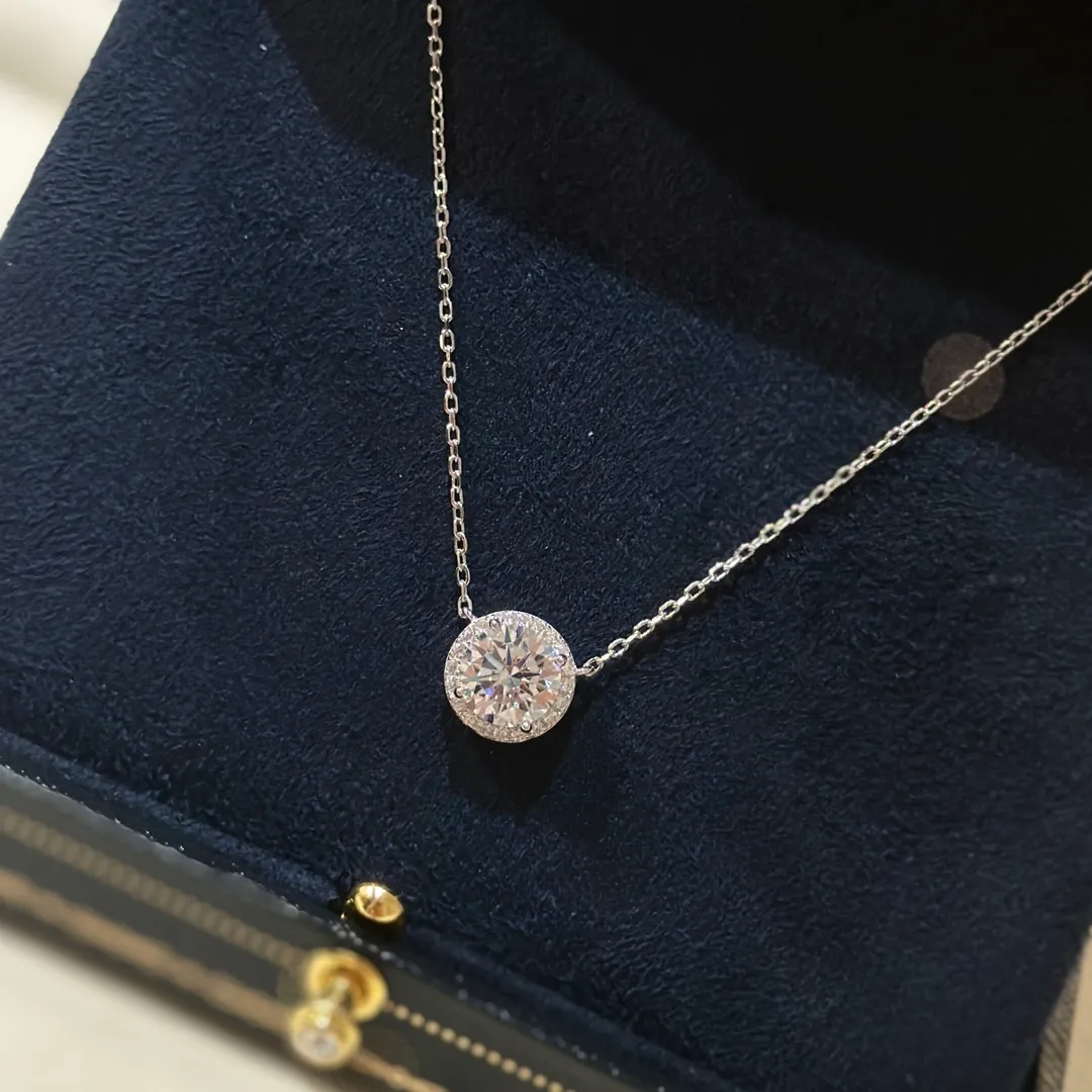 Luxury Pendant Necklace Soleste Brand Designer S925 Sterling Silver Shinning Round Zircon Charm Short Chain Choker With Box Party Gift For Women Jewelry