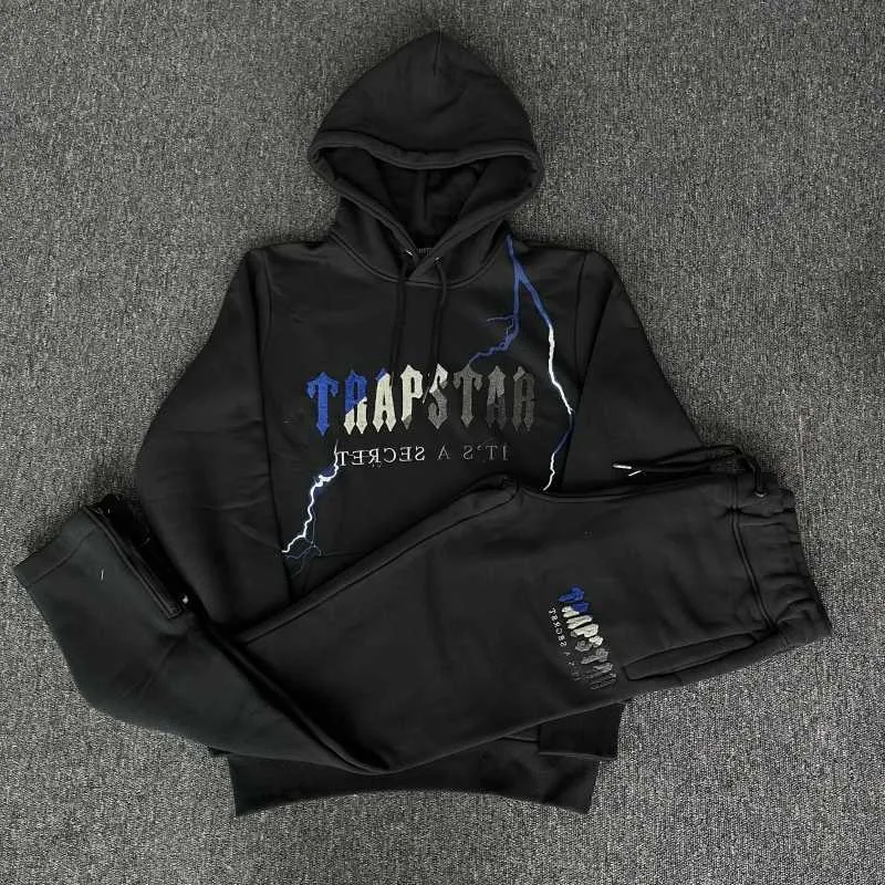 DHgate.com:trapstar jacket Fashion Men Black Trapstar Down