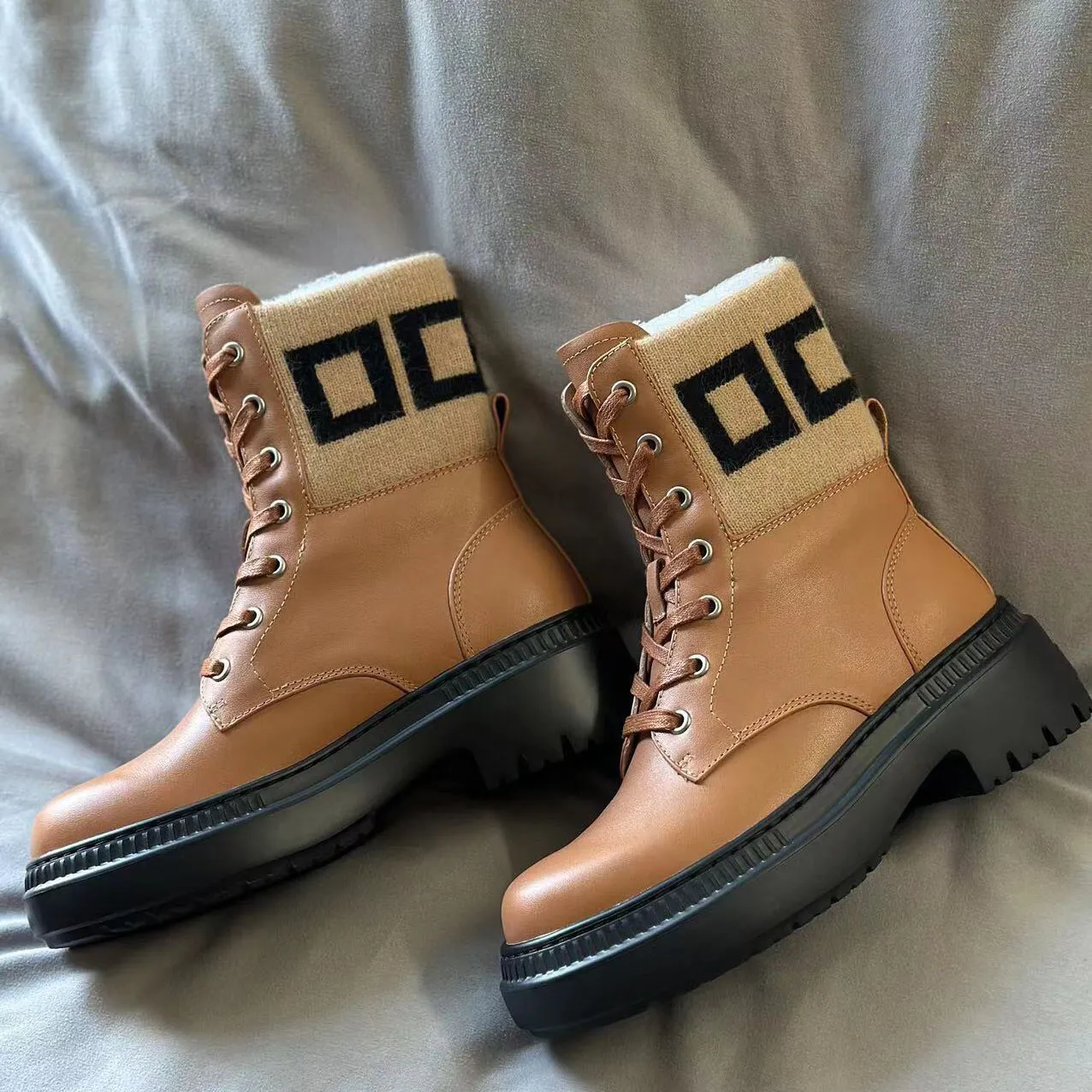 Designer Boots Paris Luksusowa marka But oryginalne skórzane botki kostki Krótkie trampki butów trenerzy