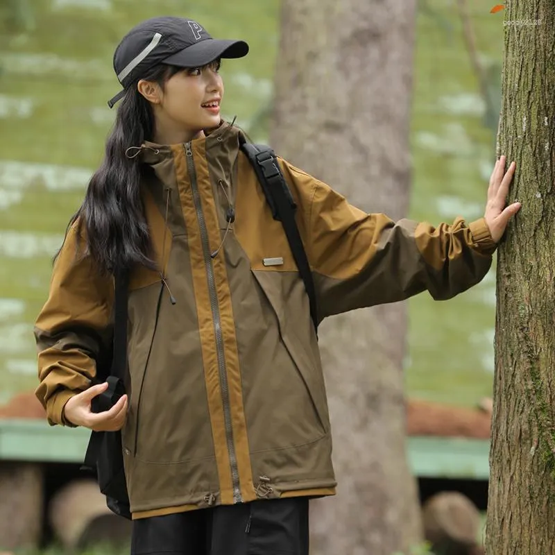 Kvinnorjackor i utgifter Kvinnor Windbreaker mode Kontrast Färg Militär taktisk hoodiejacka Långärmad utomhus vandringsrock