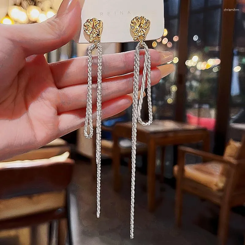 Dangle Earrings 2023 Silver Color Tassel 절묘한 디자인 단순히 소녀 레이디 선물을 위해 판매