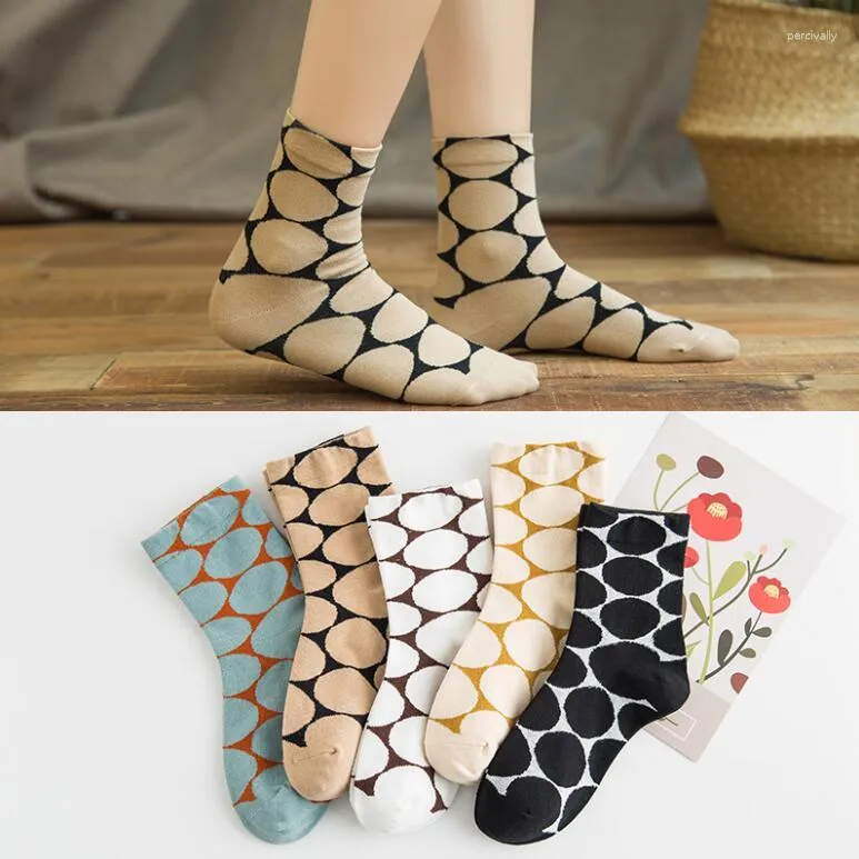 Women Socks Yishine Mix 10 Colors Autumn Winter Arrival Colorful Middle Tube Big Circle Printed Causal Girls