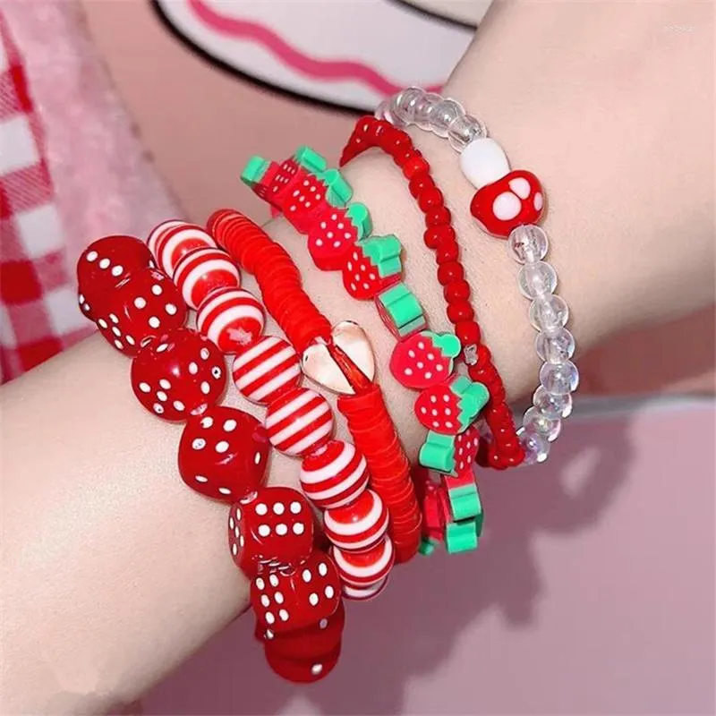 Strand 6PCS Cute Y2K Harajuku Acrylic Red Mushroom Strawberry Beaded Bracelet Set For Women Egirl Aesthetic 90s EMO Wristband Jewelry
