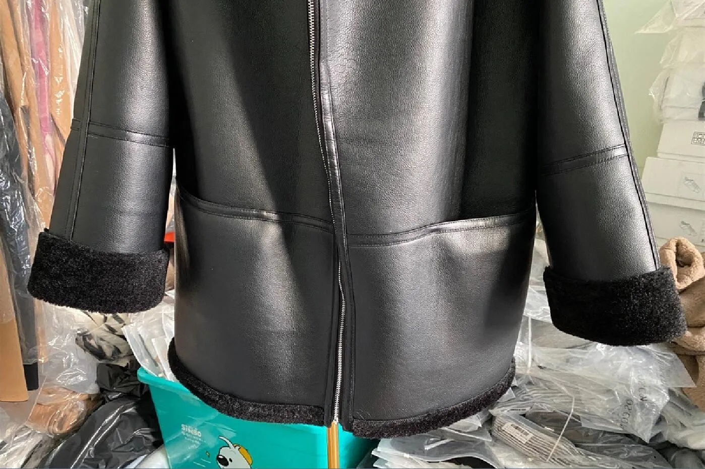 Stylish T Shaped Fur Shearling Leather Jacket With Lapel Zipper For Autumn And Winter Eco Friendly And Integrated Wool Blend Ideal For Motorcycle Riding From Jinguangcanlan558, $260.74 | DHgate.Com Stylish T Shaped Fur Shearling Leather Jacket With Lapel Zipper For Autumn And Winter Eco Friendly And Integrated Wool Blend Ideal For Motorcycle Riding From Jinguangcanlan558, $260.74 | DHgate.Com