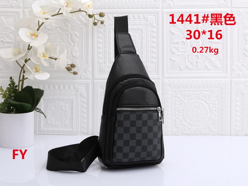 Amazon.com: Men's Casual Messenger Bags Boys Mini Carry-on Mobile Phone  Shoulder Small Crossbody Bag (Color : Black, Size : 14x5x20cm) : Clothing,  Shoes & Jewelry