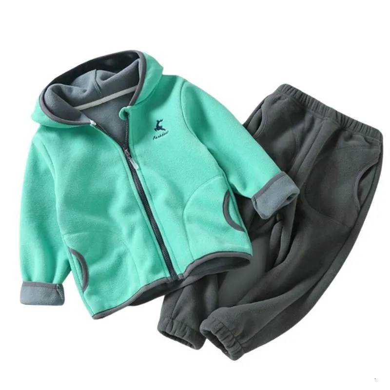 Kleidung Sets Kinderpolar Fleece Hoodie Jacke Autumn Girl Langarmer warmer Jungenanzug 2 10 Jahre alte Jungen Kleidung Pullover Top Hosen 230823